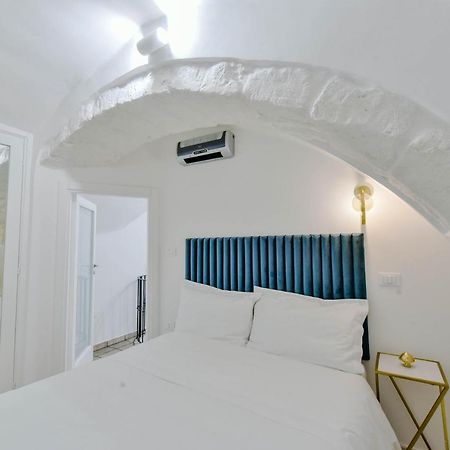 Grotta Antigone - 3Min Dal Centro Storico Apartment Ostuni Ngoại thất bức ảnh