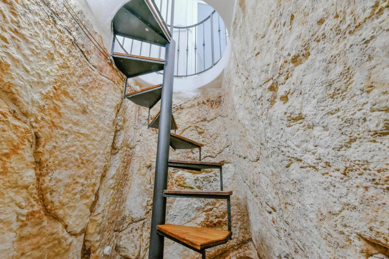 Grotta Antigone - 3Min Dal Centro Storico Apartment Ostuni Ngoại thất bức ảnh