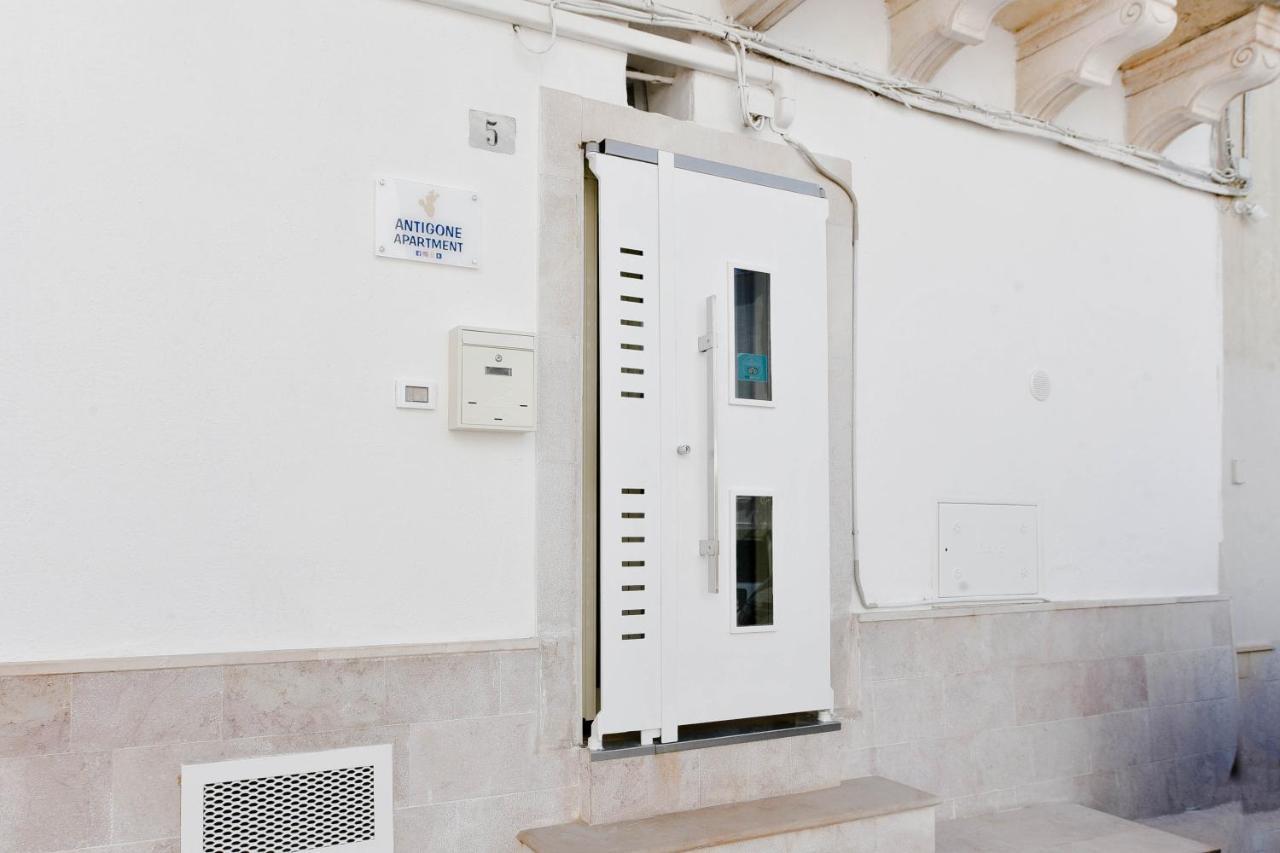 Grotta Antigone - 3Min Dal Centro Storico Apartment Ostuni Ngoại thất bức ảnh