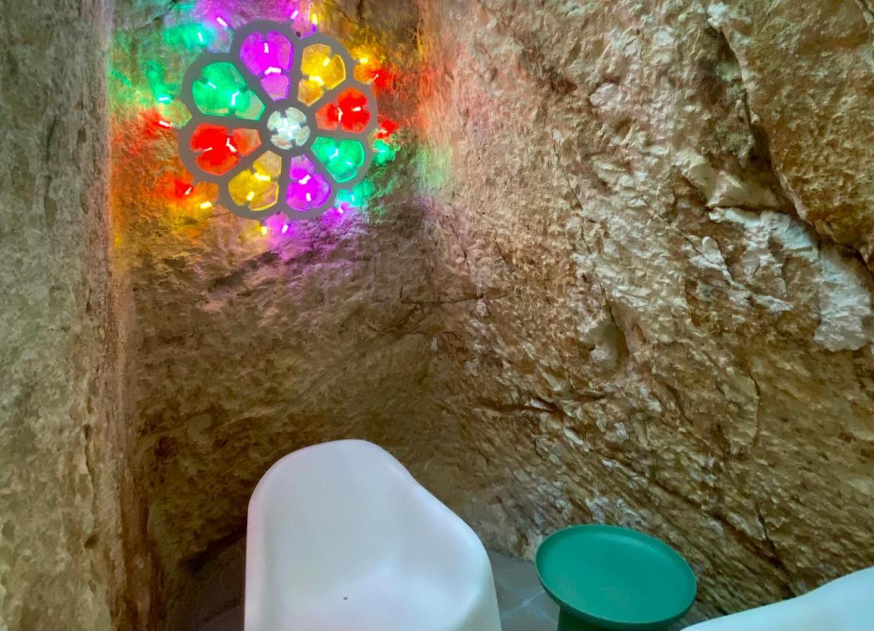 Grotta Antigone - 3Min Dal Centro Storico Apartment Ostuni Ngoại thất bức ảnh