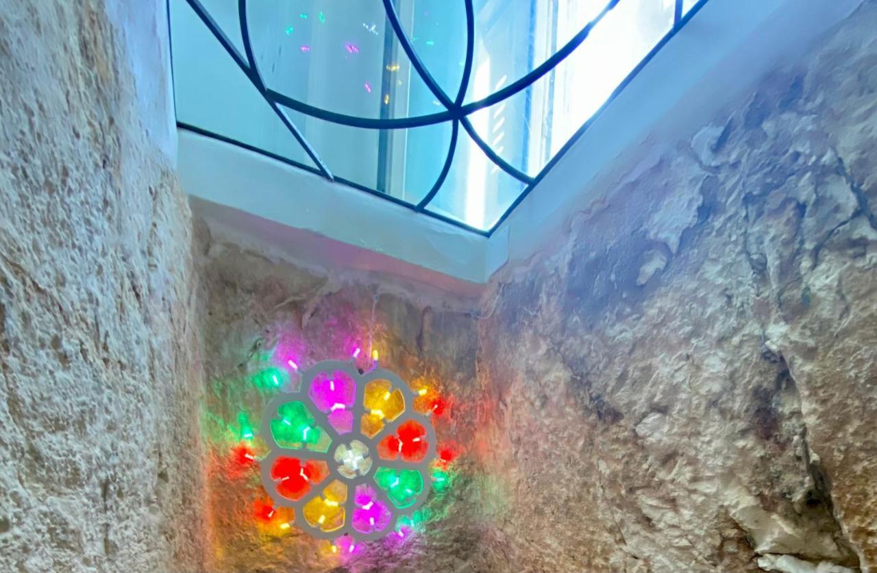 Grotta Antigone - 3Min Dal Centro Storico Apartment Ostuni Ngoại thất bức ảnh